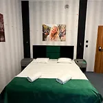 Tour Aparthotel 3*